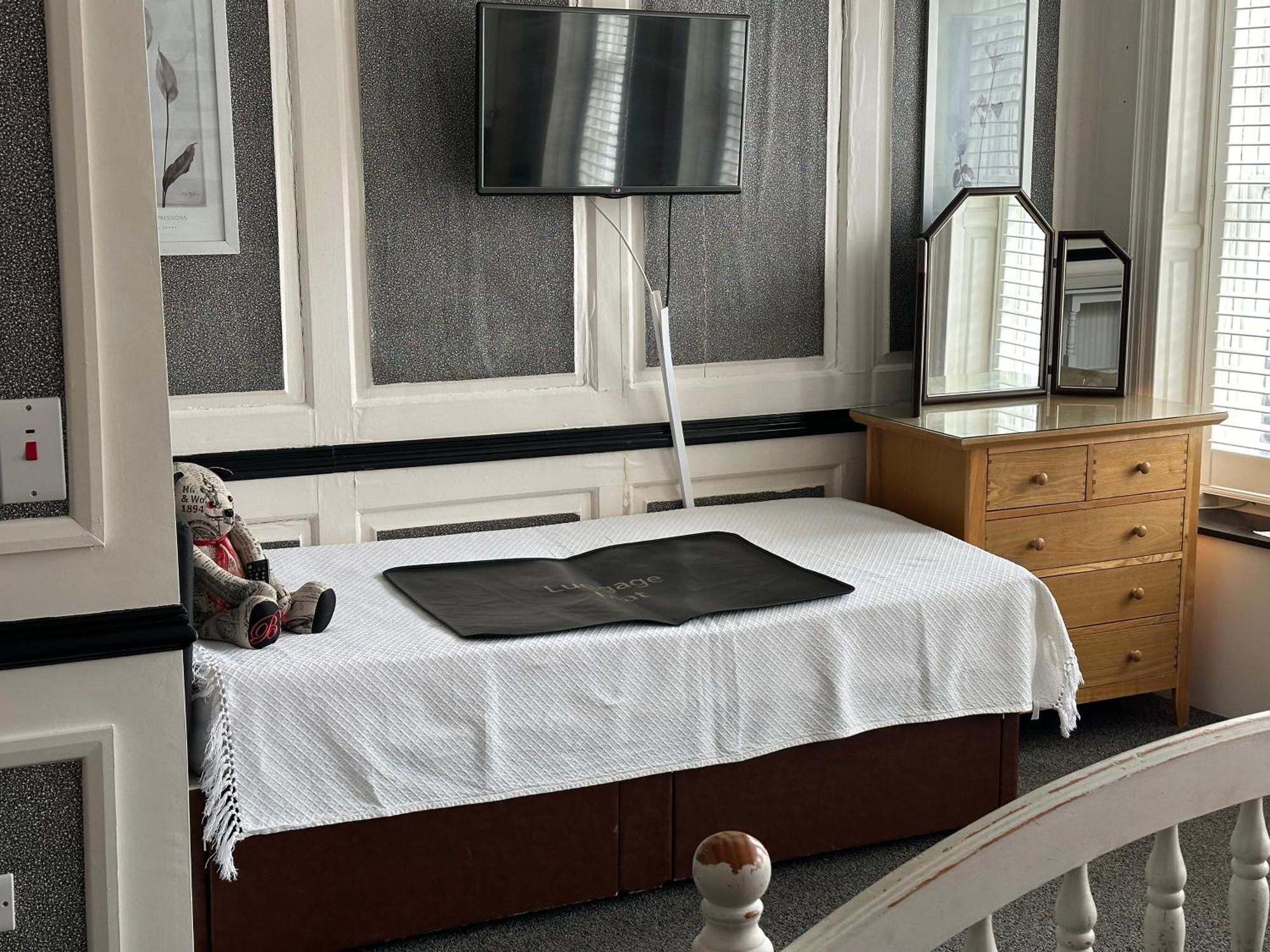 The Barrington Guesthouse Hotel スカーバラ エクステリア 写真